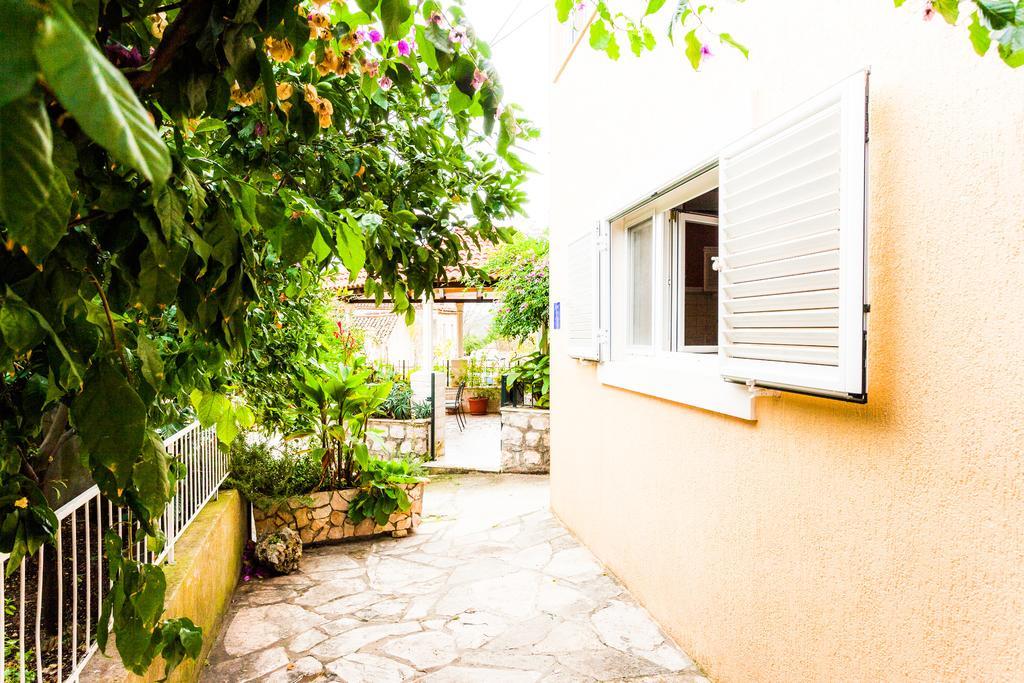 Holiday Home Villa Pindo Stone Harbor Zewnętrze zdjęcie